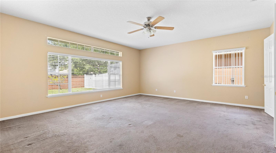 Orlando, Florida 32828, 4 Bedroom Bedrooms, ,3 Bathroombathrooms,Residential,For Sale,Bristol Lake,0,Mfro6420900