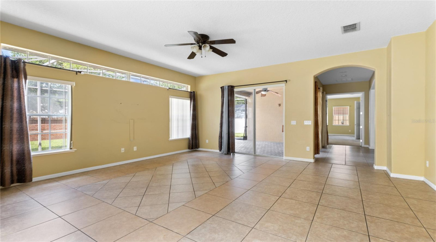 Orlando, Florida 32828, 4 Bedroom Bedrooms, ,3 Bathroombathrooms,Residential,For Sale,Bristol Lake,0,Mfro6420900