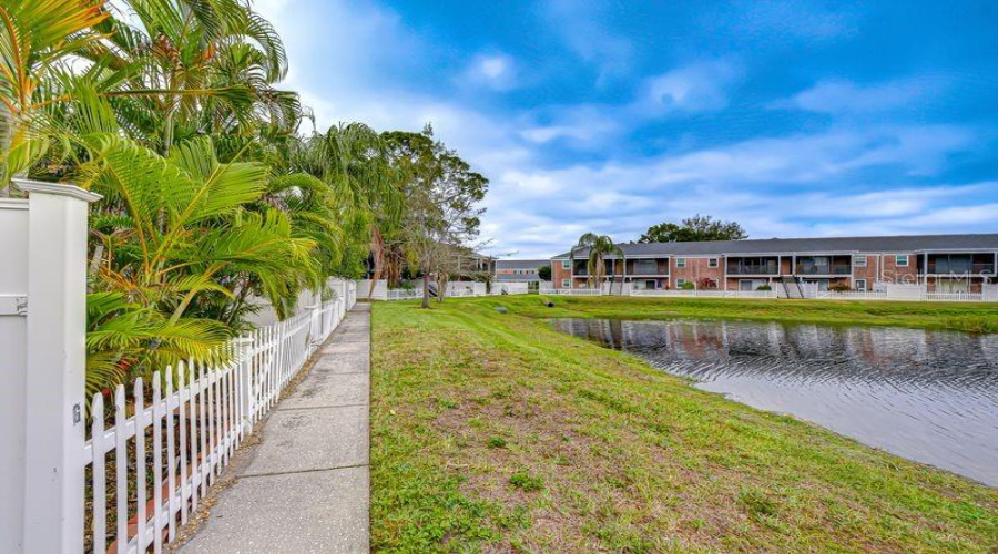 Tampa, Florida 33618, 2 Bedroom Bedrooms, ,1 Bathroombathrooms,Residential,For Sale,Orange Sunset,0,Mfrtb8455087