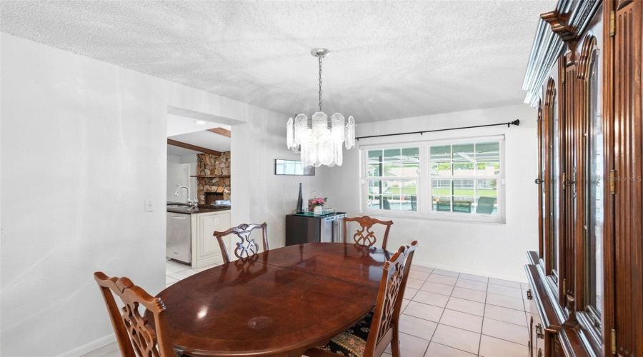 Largo, Florida 33773, 3 Bedroom Bedrooms, ,2 Bathroombathrooms,Residential,For Sale,97Th,0,Mfrtb8522027