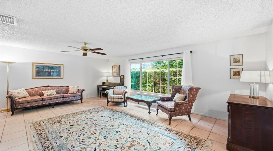 Largo, Florida 33773, 3 Bedroom Bedrooms, ,2 Bathroombathrooms,Residential,For Sale,97Th,0,Mfrtb8522027