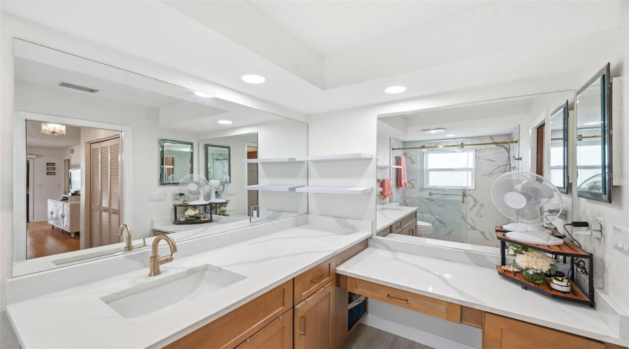 Largo, Florida 33773, 3 Bedroom Bedrooms, ,2 Bathroombathrooms,Residential,For Sale,97Th,0,Mfrtb8522027