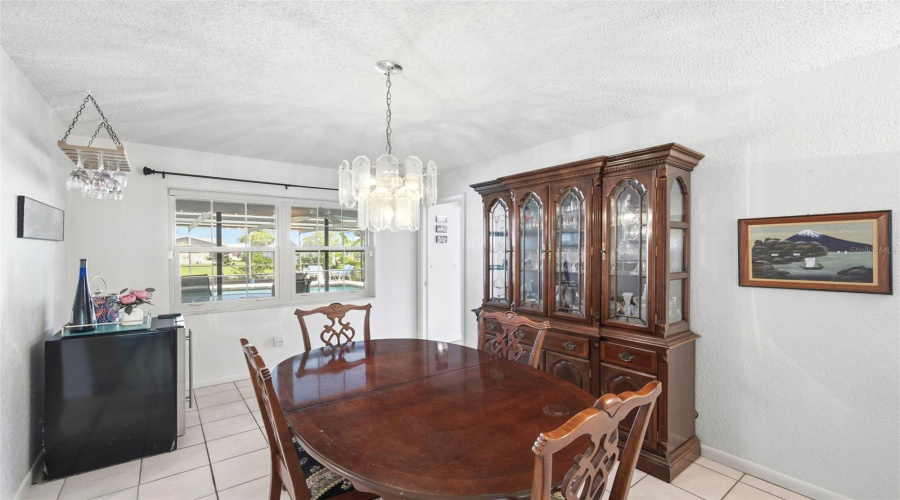 Largo, Florida 33773, 3 Bedroom Bedrooms, ,2 Bathroombathrooms,Residential,For Sale,97Th,0,Mfrtb8522027