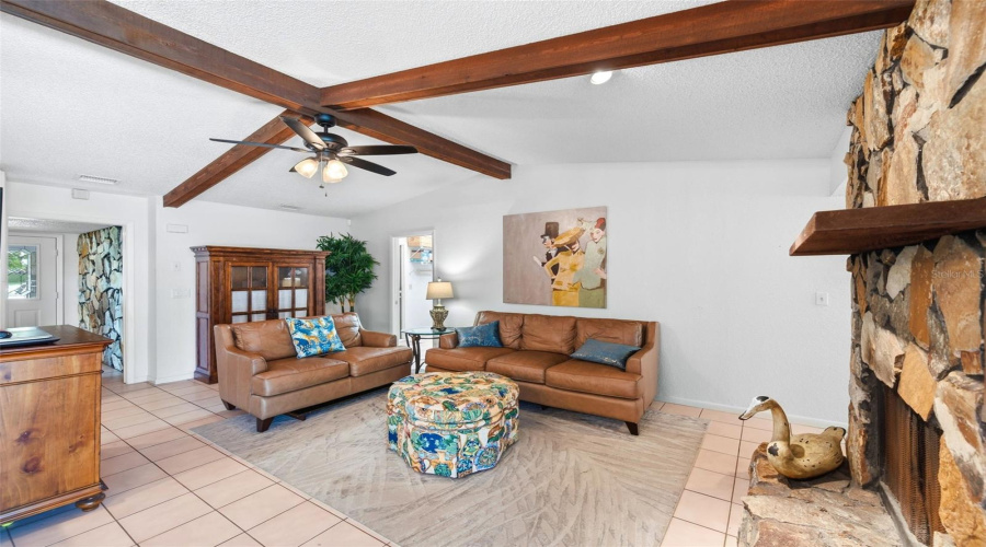 Largo, Florida 33773, 3 Bedroom Bedrooms, ,2 Bathroombathrooms,Residential,For Sale,97Th,0,Mfrtb8522027