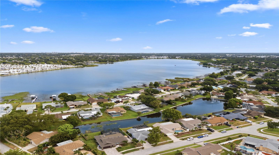 Largo, Florida 33773, 3 Bedroom Bedrooms, ,2 Bathroombathrooms,Residential,For Sale,97Th,0,Mfrtb8522027