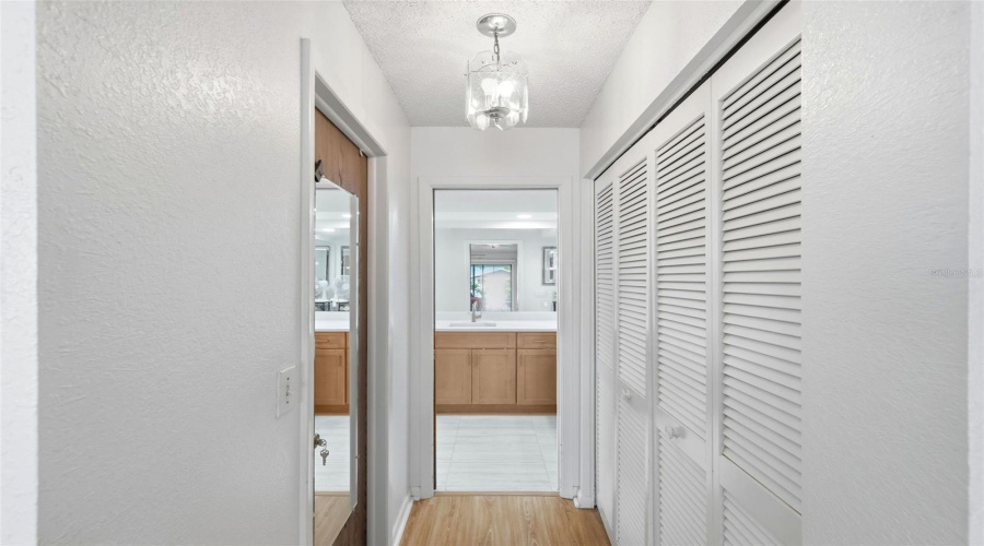 Largo, Florida 33773, 3 Bedroom Bedrooms, ,2 Bathroombathrooms,Residential,For Sale,97Th,0,Mfrtb8522027