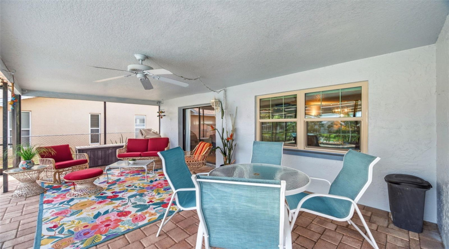 Largo, Florida 33773, 3 Bedroom Bedrooms, ,2 Bathroombathrooms,Residential,For Sale,97Th,0,Mfrtb8522027