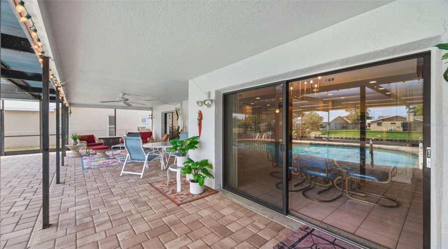 Largo, Florida 33773, 3 Bedroom Bedrooms, ,2 Bathroombathrooms,Residential,For Sale,97Th,0,Mfrtb8522027
