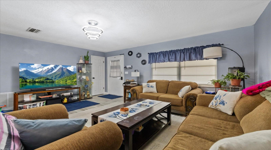 Spring Hill, Florida 34606, 4 Bedroom Bedrooms, ,1 Bathroombathrooms,Residential,For Sale,Cynthia,0,Mfrtb8537464