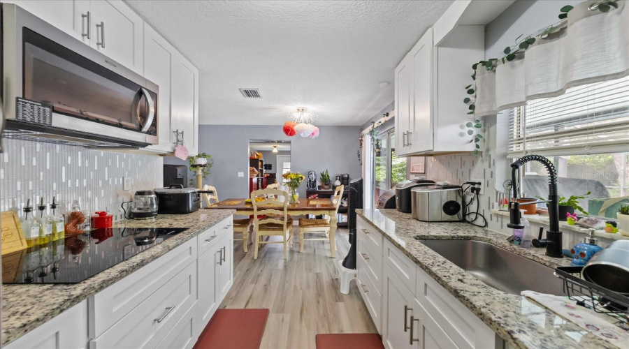 Spring Hill, Florida 34606, 4 Bedroom Bedrooms, ,1 Bathroombathrooms,Residential,For Sale,Cynthia,0,Mfrtb8537464