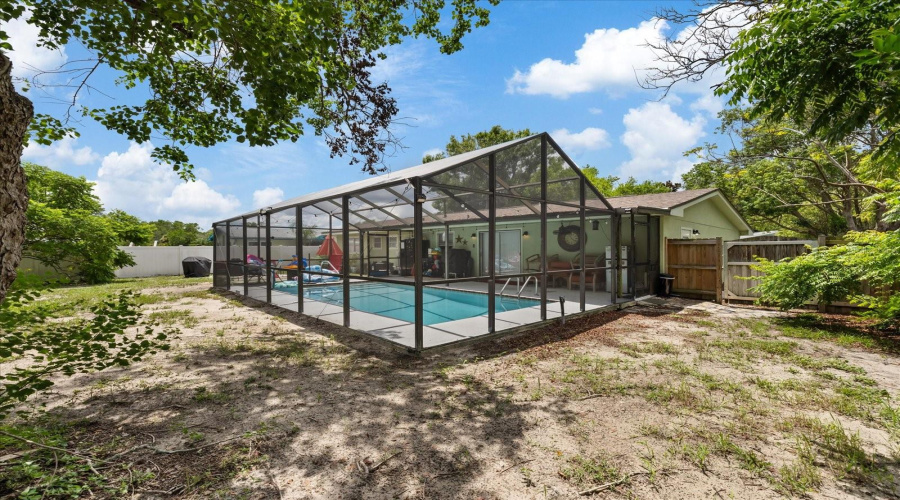 Spring Hill, Florida 34606, 4 Bedroom Bedrooms, ,1 Bathroombathrooms,Residential,For Sale,Cynthia,0,Mfrtb8537464