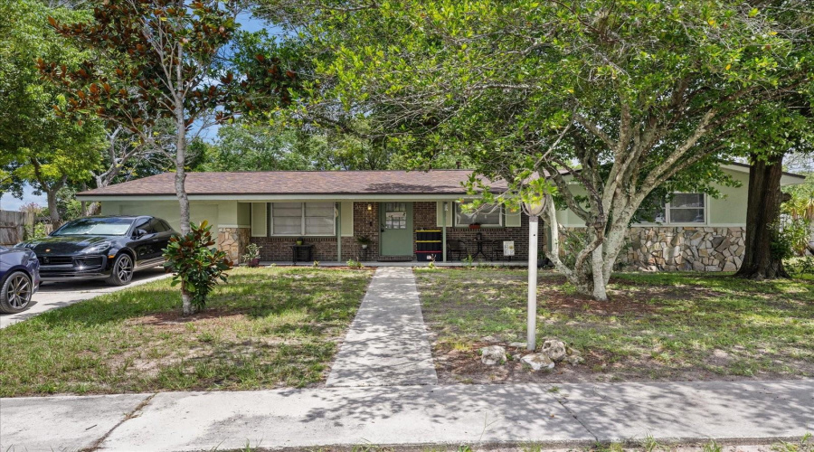 Spring Hill, Florida 34606, 4 Bedroom Bedrooms, ,1 Bathroombathrooms,Residential,For Sale,Cynthia,0,Mfrtb8537464