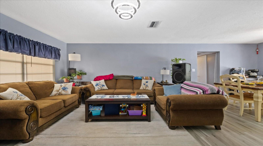 Spring Hill, Florida 34606, 4 Bedroom Bedrooms, ,1 Bathroombathrooms,Residential,For Sale,Cynthia,0,Mfrtb8537464