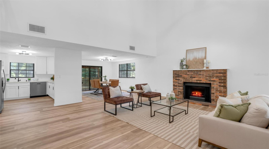 Tavares, Florida 32778, 4 Bedroom Bedrooms, ,2 Bathroombathrooms,Residential,For Sale,Cove,0,Mfrv4950732
