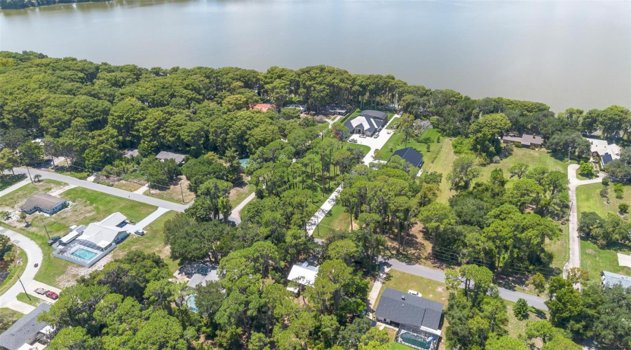 Tavares, Florida 32778, 4 Bedroom Bedrooms, ,2 Bathroombathrooms,Residential,For Sale,Cove,0,Mfrv4950732