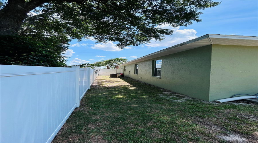 Ocala, Florida 34473, 3 Bedroom Bedrooms, ,2 Bathroombathrooms,Residential,For Sale,48Th,0,Mfro6406136