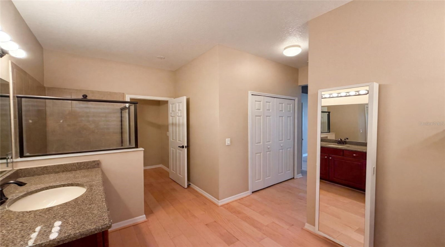 Leesburg, Florida 34748, 4 Bedroom Bedrooms, ,3 Bathroombathrooms,Residential,For Sale,Windsong Oak,0,Mfro6418852