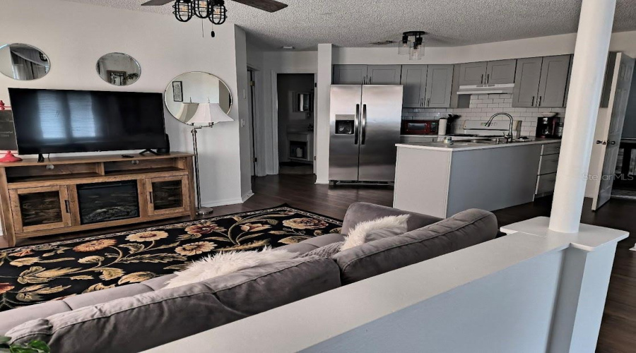 Winter Haven, Florida 33884, 2 Bedroom Bedrooms, ,2 Bathroombathrooms,Residential,For Sale,Waterview,0,Mfrk4903307