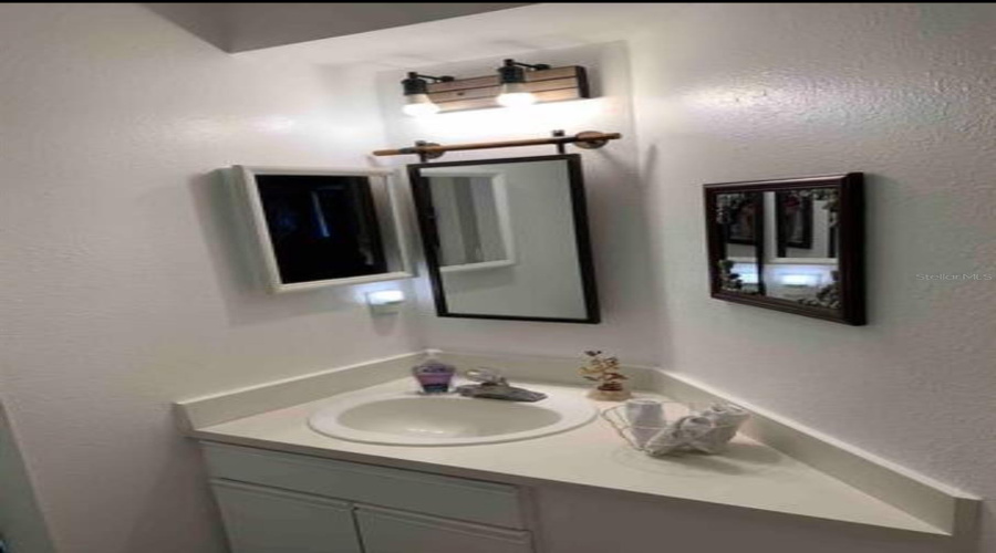 Winter Haven, Florida 33884, 2 Bedroom Bedrooms, ,2 Bathroombathrooms,Residential,For Sale,Waterview,0,Mfrk4903307