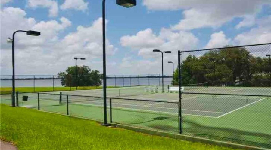 Winter Haven, Florida 33884, 2 Bedroom Bedrooms, ,2 Bathroombathrooms,Residential,For Sale,Waterview,0,Mfrk4903307