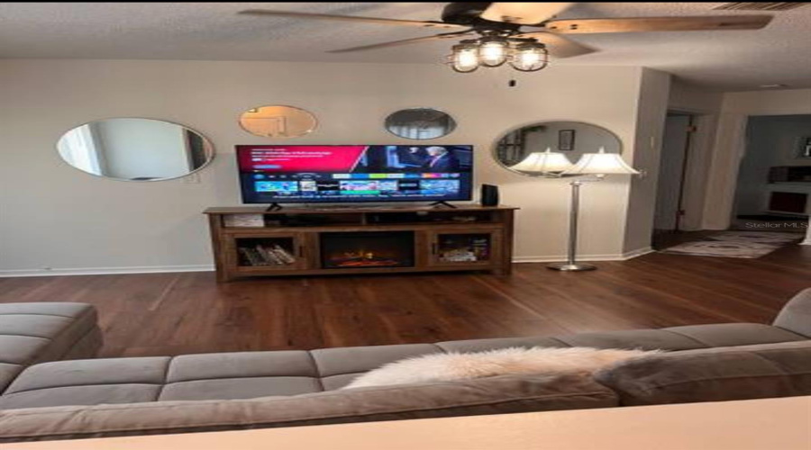 Winter Haven, Florida 33884, 2 Bedroom Bedrooms, ,2 Bathroombathrooms,Residential,For Sale,Waterview,0,Mfrk4903307
