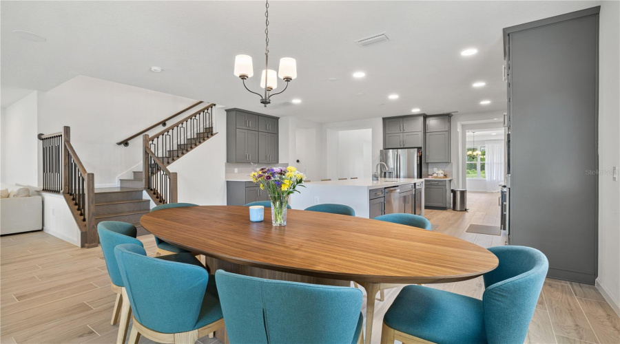 Winter Garden, Florida 34787, 5 Bedroom Bedrooms, ,5 Bathroombathrooms,Residential,For Sale,Glossy Pomelo,0,Mfro6406639