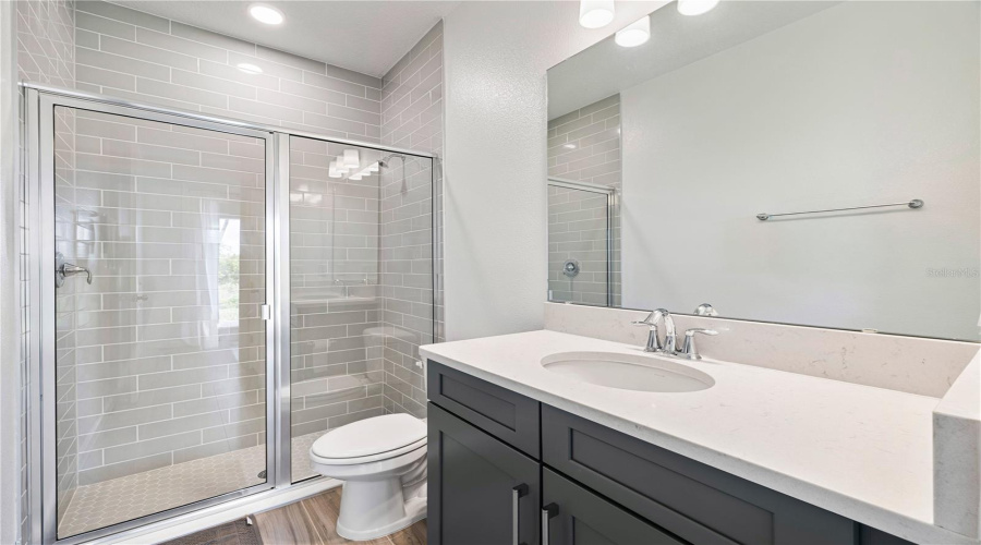Winter Garden, Florida 34787, 5 Bedroom Bedrooms, ,5 Bathroombathrooms,Residential,For Sale,Glossy Pomelo,0,Mfro6406639