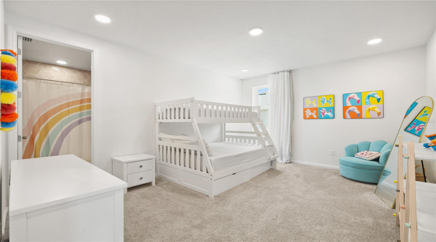 Winter Garden, Florida 34787, 5 Bedroom Bedrooms, ,5 Bathroombathrooms,Residential,For Sale,Glossy Pomelo,0,Mfro6406639