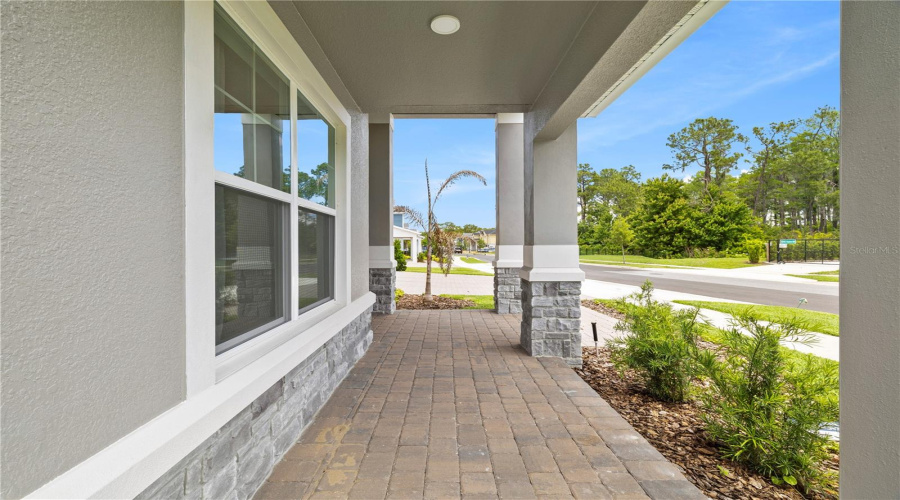 Winter Garden, Florida 34787, 5 Bedroom Bedrooms, ,5 Bathroombathrooms,Residential,For Sale,Glossy Pomelo,0,Mfro6406639