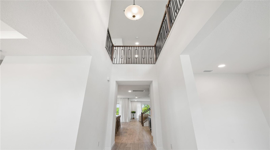 Winter Garden, Florida 34787, 5 Bedroom Bedrooms, ,5 Bathroombathrooms,Residential,For Sale,Glossy Pomelo,0,Mfro6406639