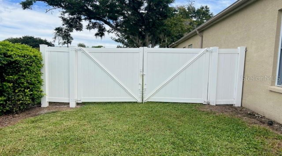 Double Gate For Outdoor Toys.