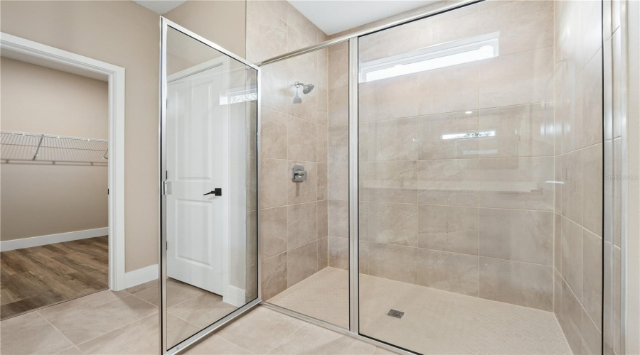 Photos Are Of Same Model; Finishes May Vary.