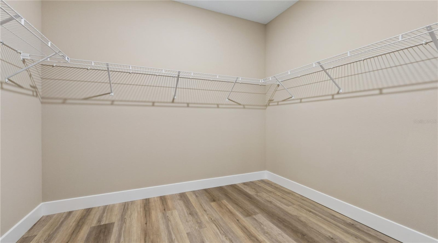 Photos Are Of Same Model; Finishes May Vary.