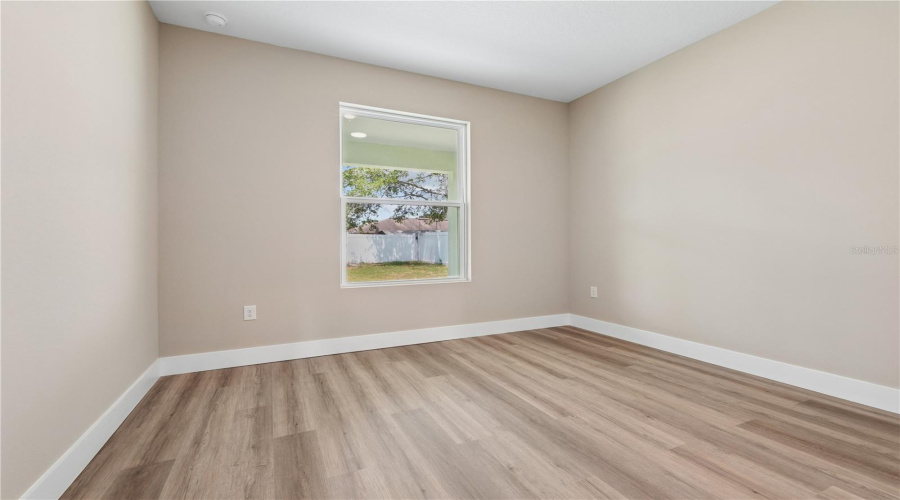 Photos Are Of Same Model; Finishes May Vary.