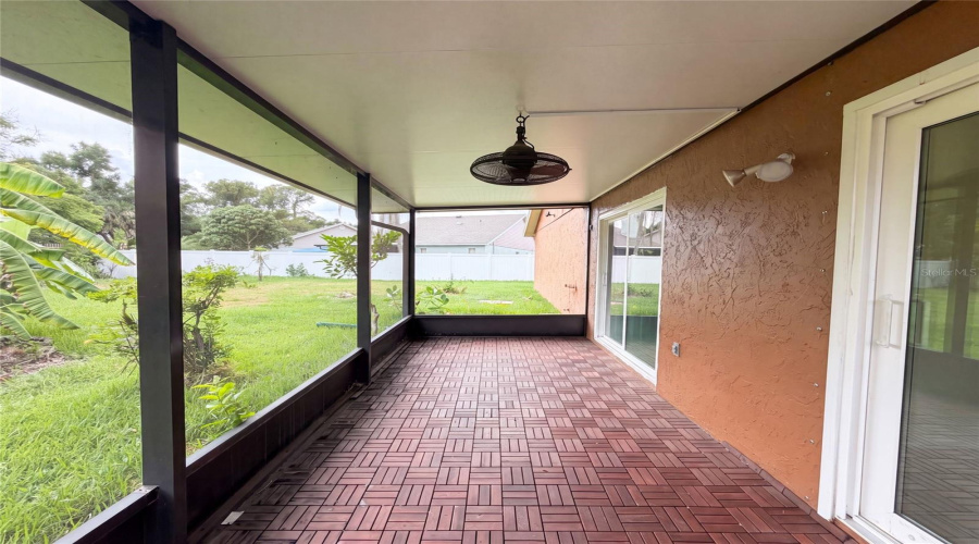 Tampa, Florida 33635, 4 Bedroom Bedrooms, ,2 Bathroombathrooms,Residential,For Sale,Hidden Hollow,0,Mfro6424056