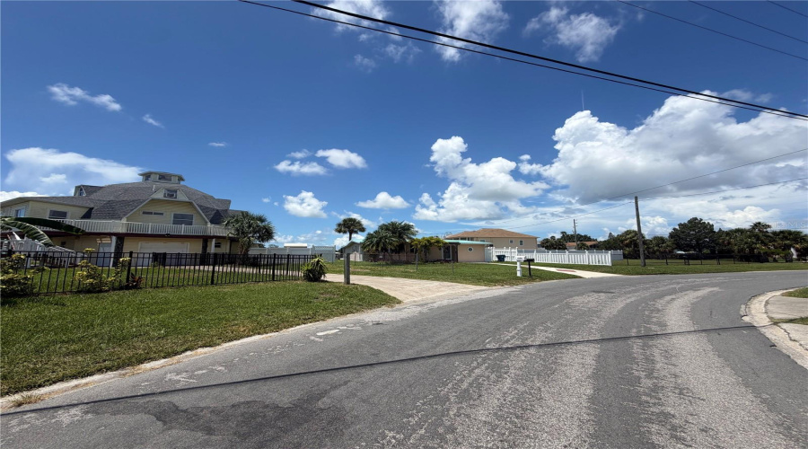 Hernando Beach, Florida 34607, 5 Bedroom Bedrooms, ,3 Bathroombathrooms,Residential,For Sale,Flamingo,0,Mfro6434797