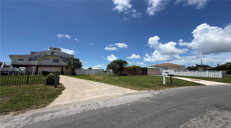 Hernando Beach, Florida 34607, 5 Bedroom Bedrooms, ,3 Bathroombathrooms,Residential,For Sale,Flamingo,0,Mfro6434797