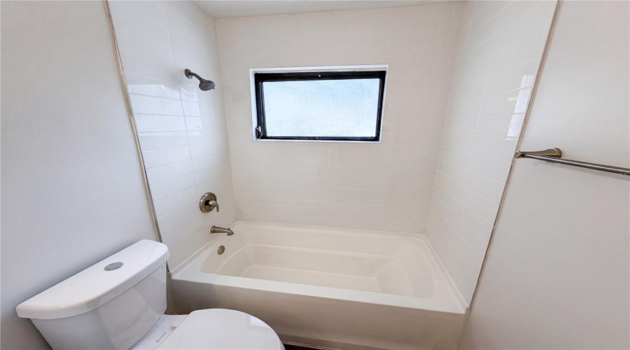 Orlando, Florida 32817, 3 Bedroom Bedrooms, ,2 Bathroombathrooms,Residential,For Sale,Galatian,0,Mfro6405520