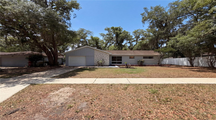 Orlando, Florida 32817, 3 Bedroom Bedrooms, ,2 Bathroombathrooms,Residential,For Sale,Galatian,0,Mfro6405520
