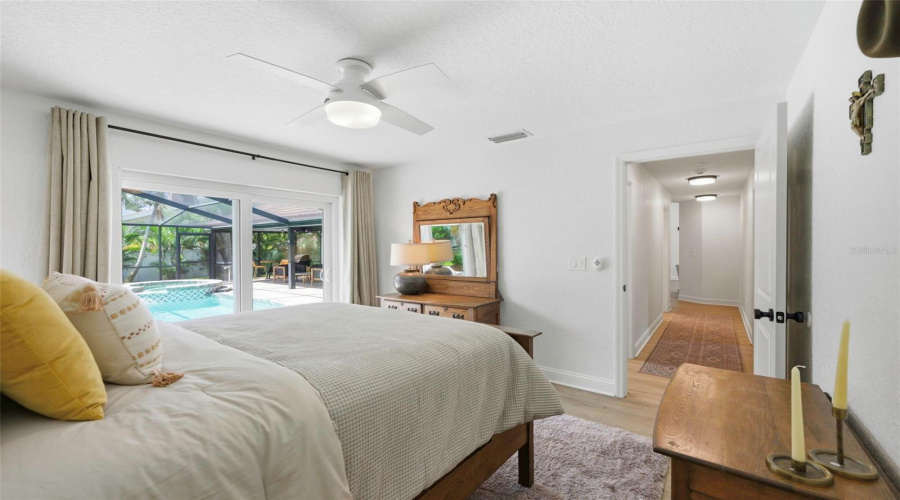 Clearwater, Florida 33761, 4 Bedroom Bedrooms, ,3 Bathroombathrooms,Residential,For Sale,Lake Shore,0,Mfra4702568