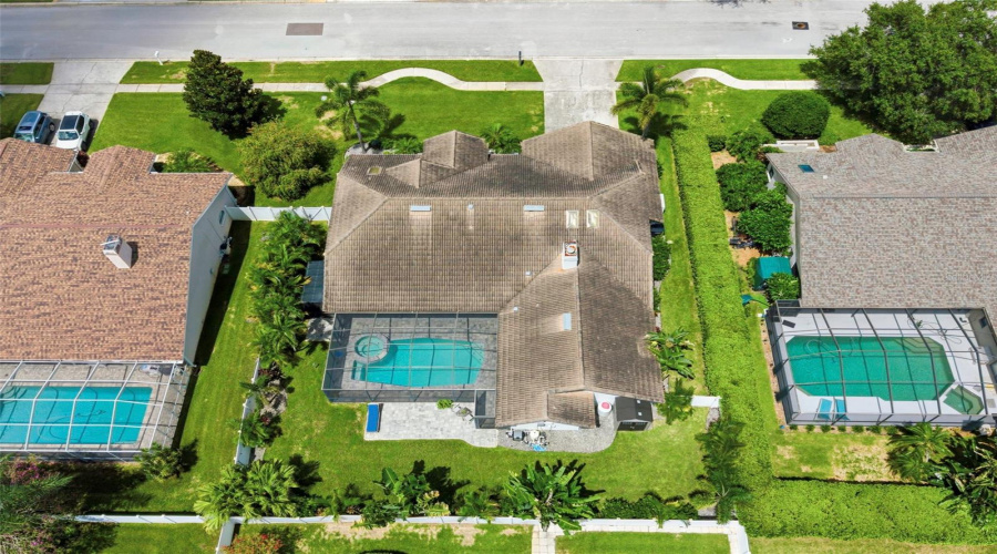 Clearwater, Florida 33761, 4 Bedroom Bedrooms, ,3 Bathroombathrooms,Residential,For Sale,Lake Shore,0,Mfra4702568