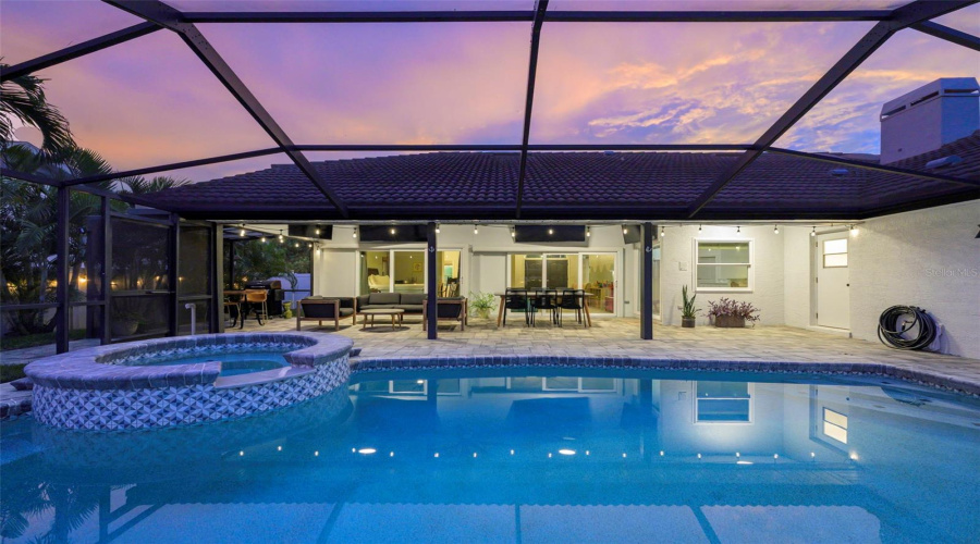 Clearwater, Florida 33761, 4 Bedroom Bedrooms, ,3 Bathroombathrooms,Residential,For Sale,Lake Shore,0,Mfra4702568