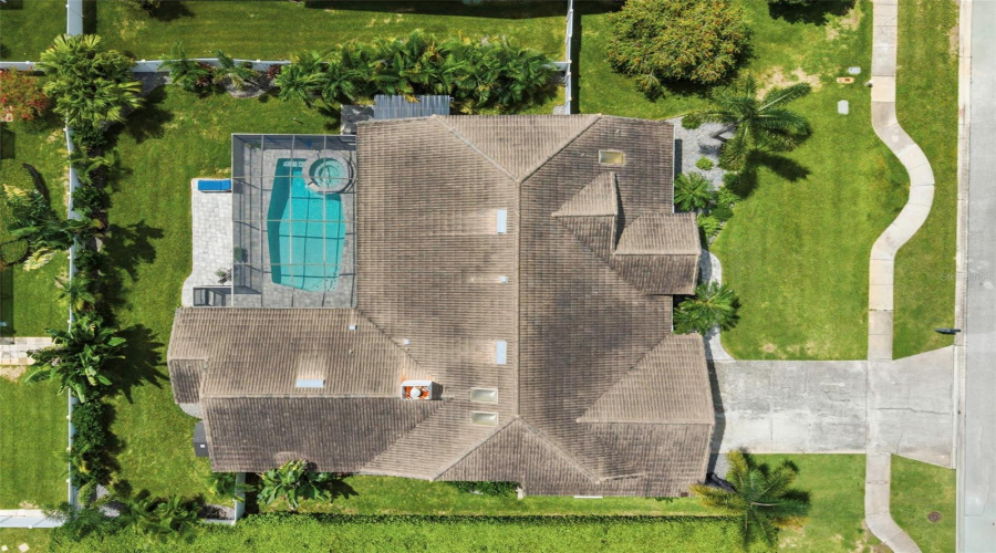 Clearwater, Florida 33761, 4 Bedroom Bedrooms, ,3 Bathroombathrooms,Residential,For Sale,Lake Shore,0,Mfra4702568