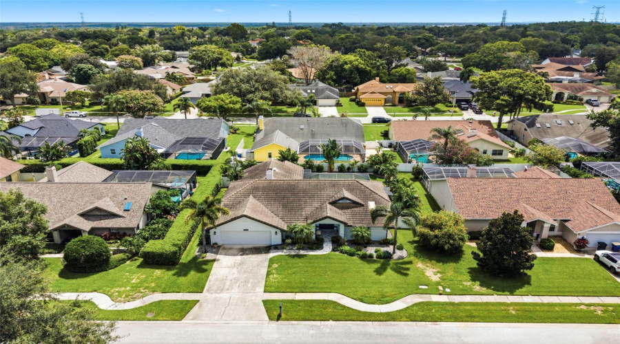 Clearwater, Florida 33761, 4 Bedroom Bedrooms, ,3 Bathroombathrooms,Residential,For Sale,Lake Shore,0,Mfra4702568