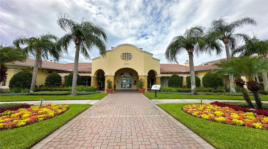 Orlando, Florida 32819, 3 Bedroom Bedrooms, ,2 Bathroombathrooms,Residential,For Sale,Shoreway,0,Mfro6373285