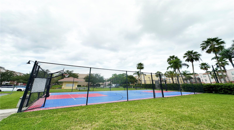 Orlando, Florida 32819, 3 Bedroom Bedrooms, ,2 Bathroombathrooms,Residential,For Sale,Shoreway,0,Mfro6373285