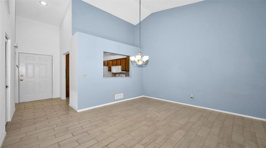 Palm Harbor, Florida 34685, 2 Bedroom Bedrooms, ,2 Bathroombathrooms,Residential,For Sale,Hillmoor,0,Mfrtb8525676