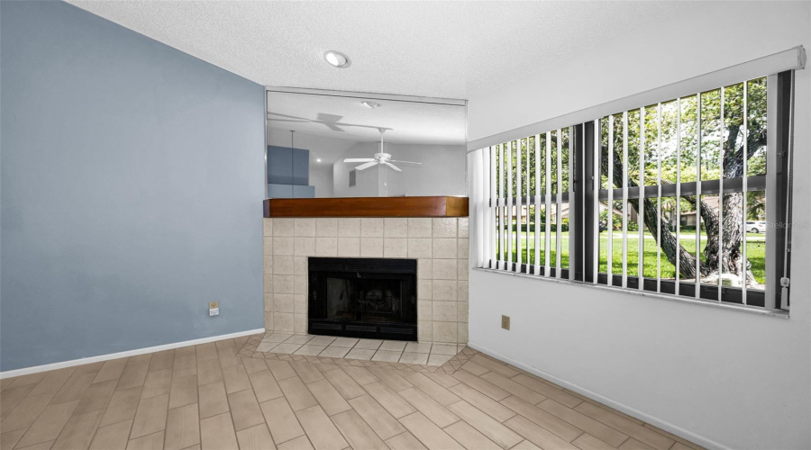 Palm Harbor, Florida 34685, 2 Bedroom Bedrooms, ,2 Bathroombathrooms,Residential,For Sale,Hillmoor,0,Mfrtb8525676