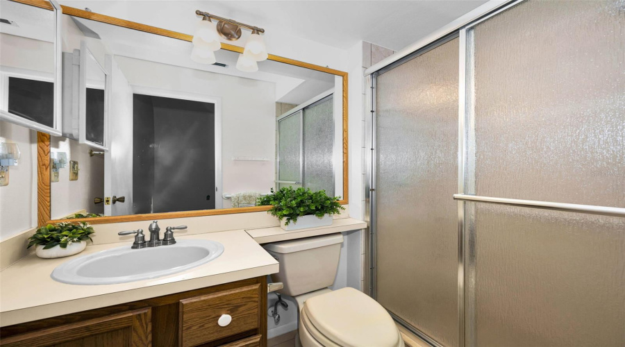 Palm Harbor, Florida 34685, 2 Bedroom Bedrooms, ,2 Bathroombathrooms,Residential,For Sale,Hillmoor,0,Mfrtb8525676