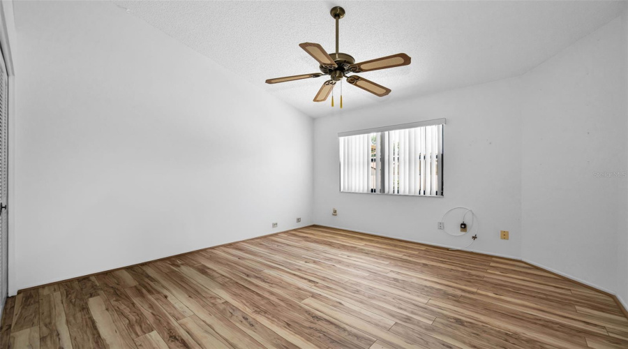 Palm Harbor, Florida 34685, 2 Bedroom Bedrooms, ,2 Bathroombathrooms,Residential,For Sale,Hillmoor,0,Mfrtb8525676